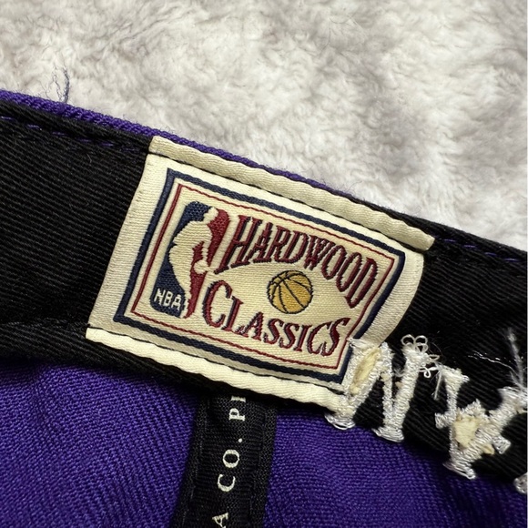 Mitchell Ness Charlotte Hornets Snapback Hat Blue Script Wool Hardwood Classics - Picture 7 of 7